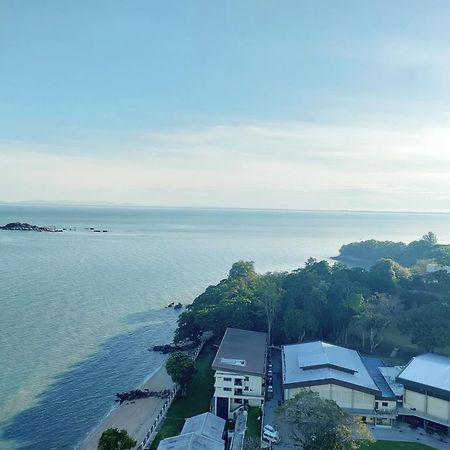 Rainbow Paradise At Tanjung Bungah ทานจุงบุงาห์ ภายนอก รูปภาพ